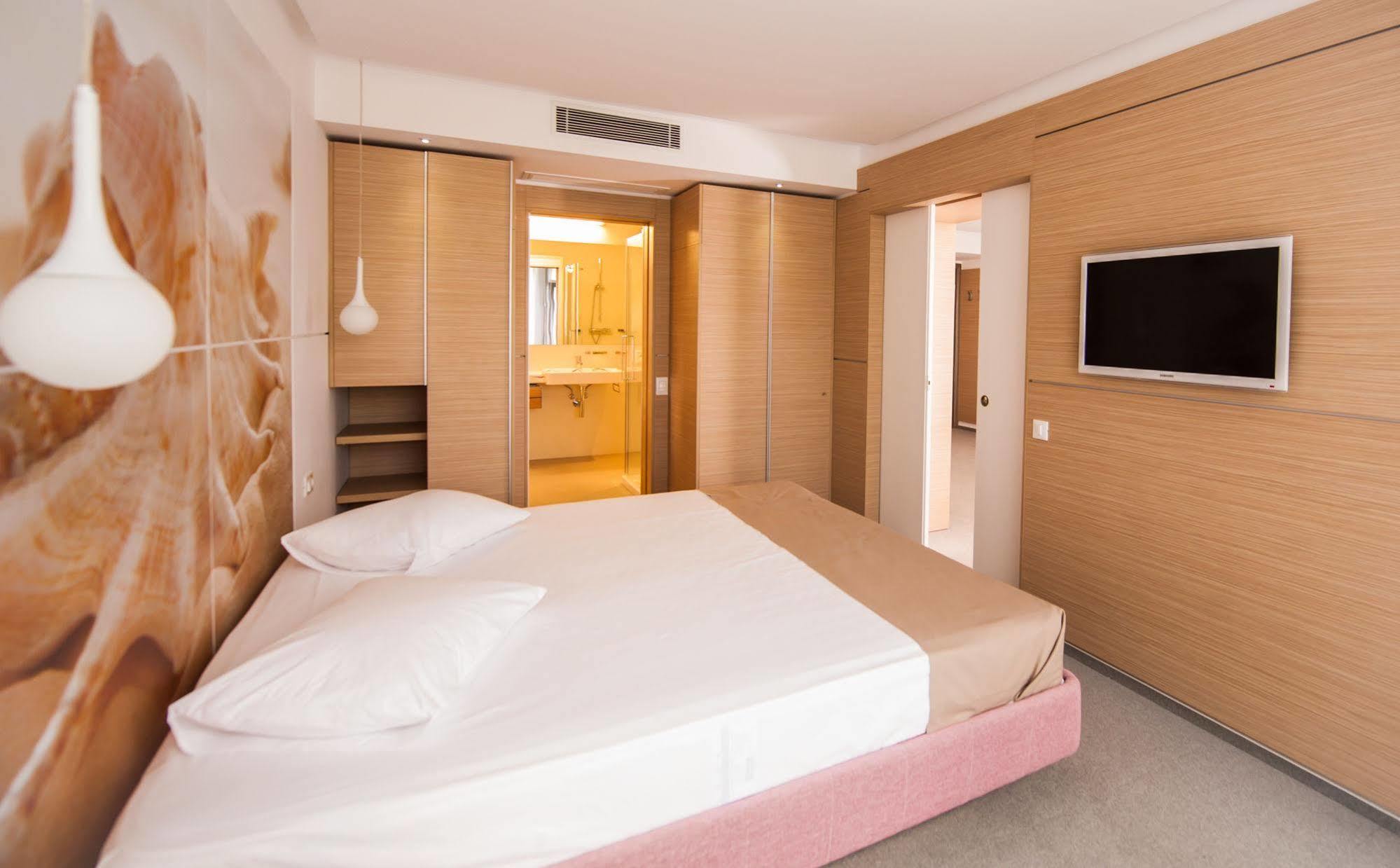 Hotel Melodia Venus Luaran gambar